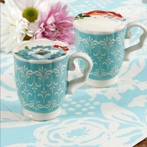 HTF! Pioneer Woman Melody Teacup Salt Pepper Shakers🧂 New In Box…RETIRED 🔥